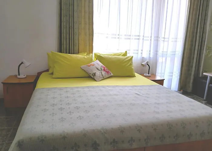 House Prodanovi Konukevi 4*