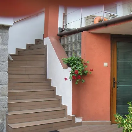 House Prodanovi Penzion 4*